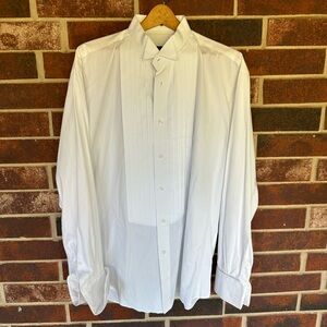 Men’s Large White Pleated Longe Sleeve Dress Shirt